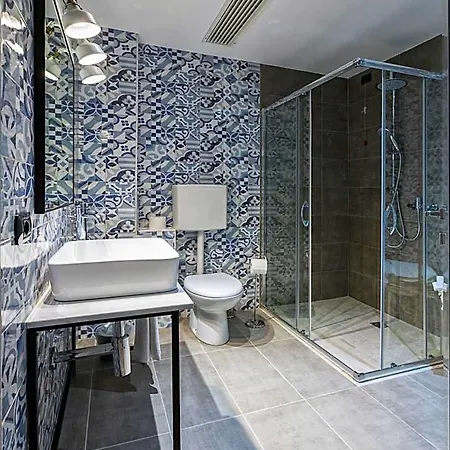 Hotell Napoleon 3*